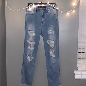 Hollister vintage high rise mom jeans size 3